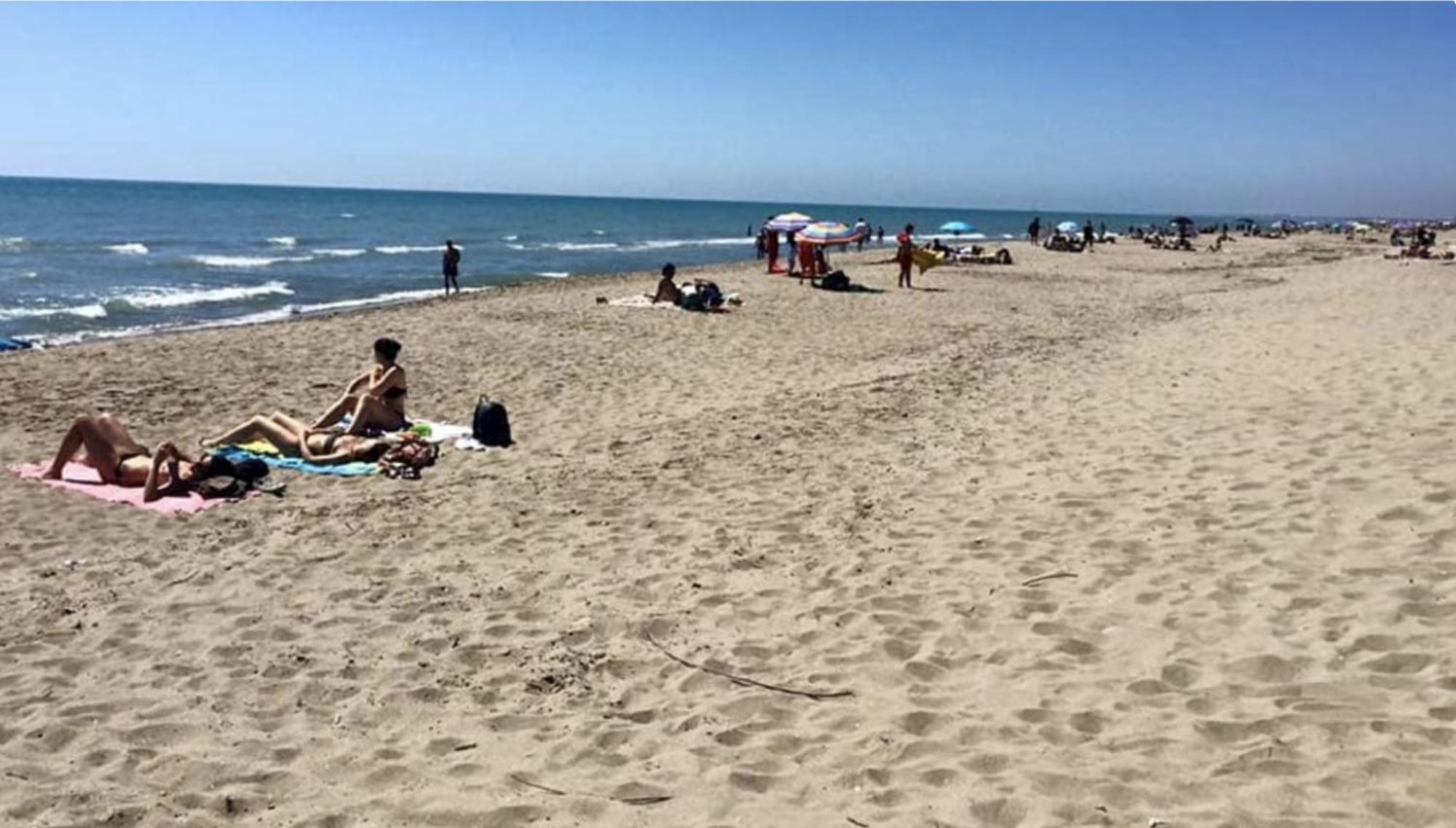 Piuma Celeste A Due Passi Dal Mare E Dal Centro Storico Lido di Ostia Bagian luar foto